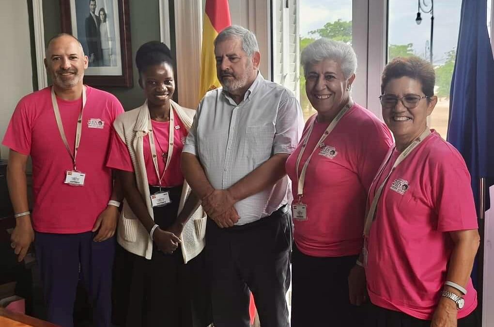 El presidente de la Fundación Juntos por una Sonrisa se reúne con el embajador de España en Cuba durante el tercer viaje oficial de la Fundación a la Habana.